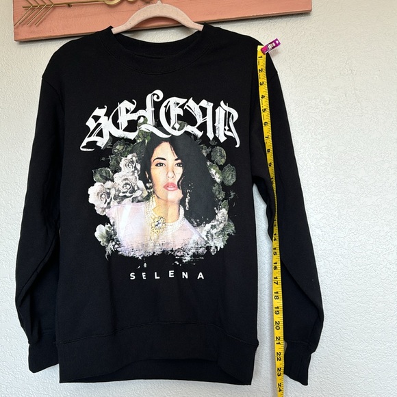 SELENA sweatshirt size Small - Picture 4 of 8